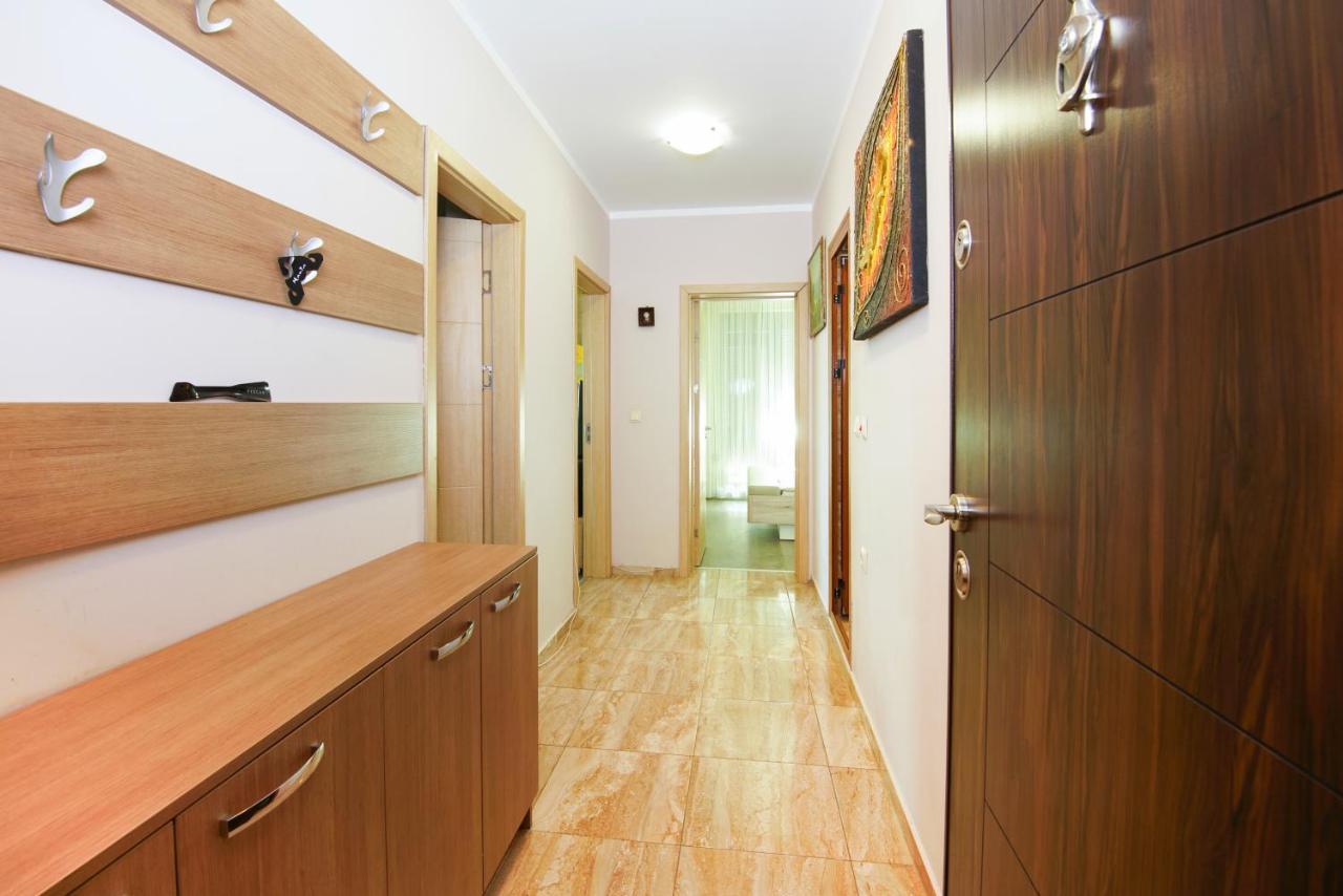 Evi Apartments 2 Pomorie Esterno foto