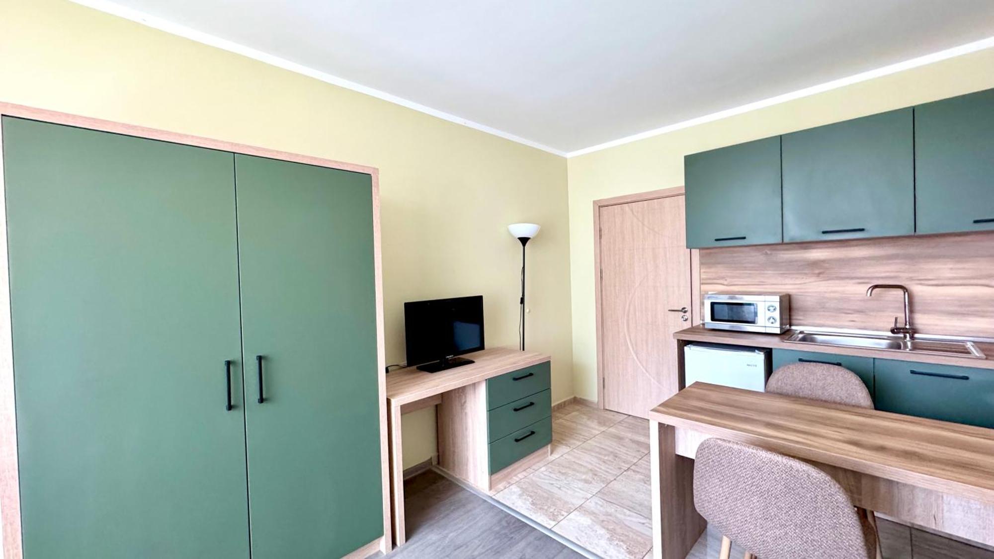 Evi Apartments 2 Pomorie Esterno foto